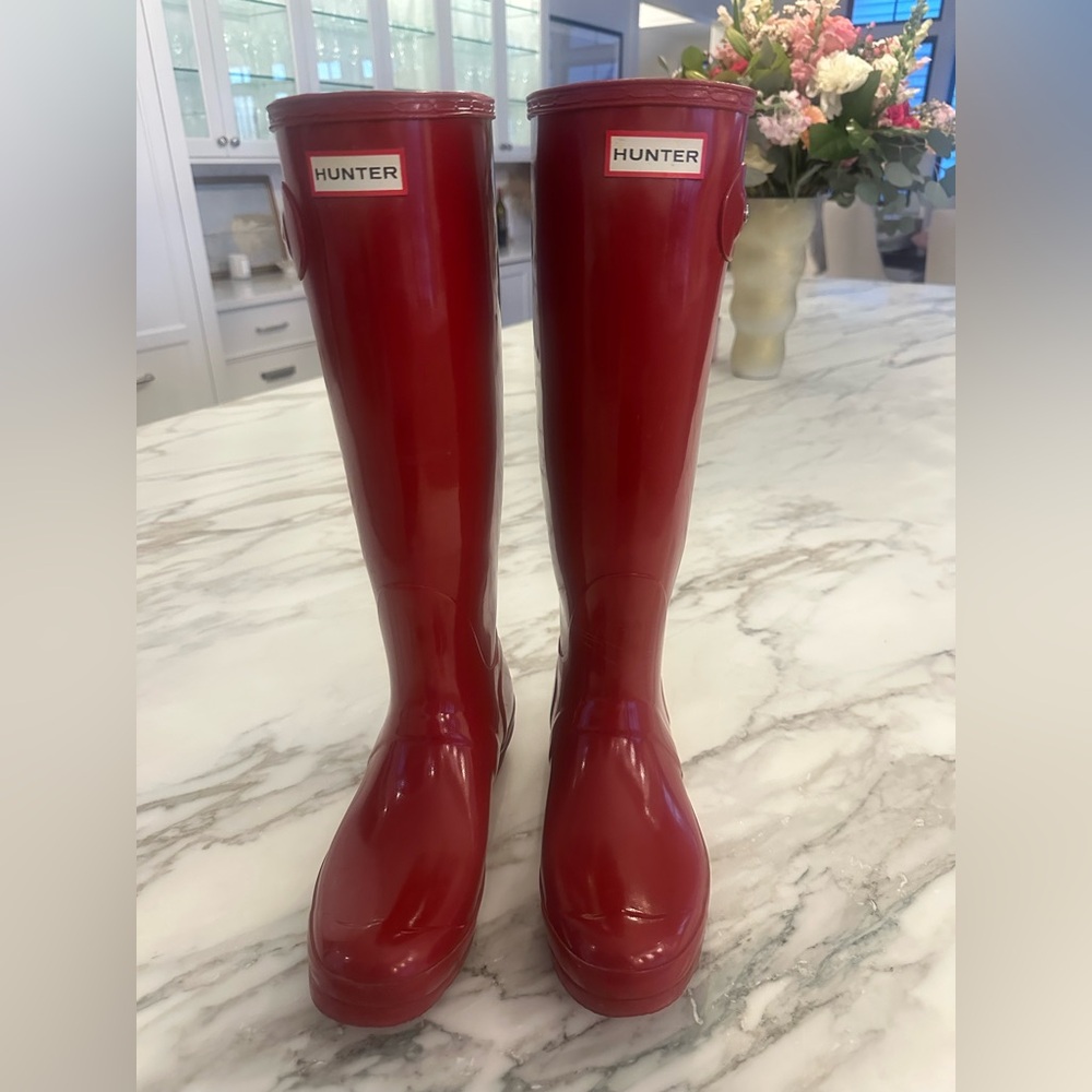 Hunter military red boots size 9 - excellent condition
